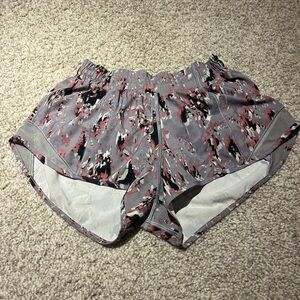 Lululemon Hotty Hot shorts